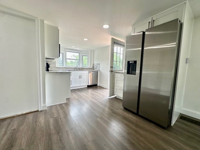 243 Park Ln unit 2, Trumbull, CT 06611 - photo 4