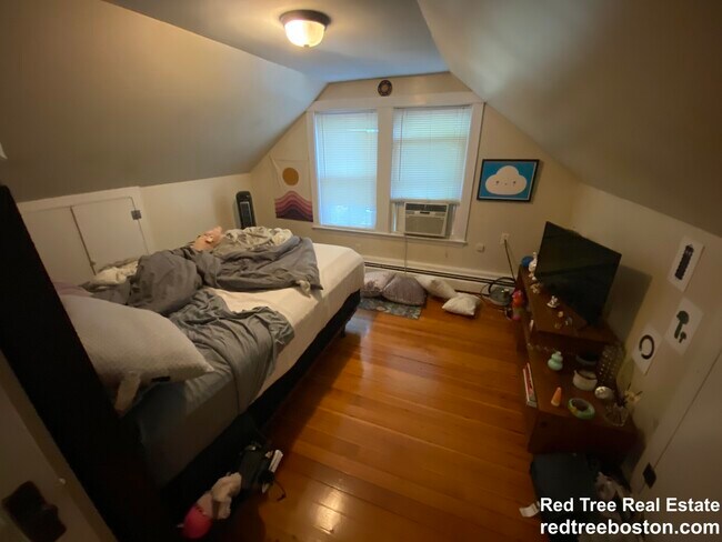 1186 Chestnut St, Newton Upper Falls, MA 02464 - photo 5