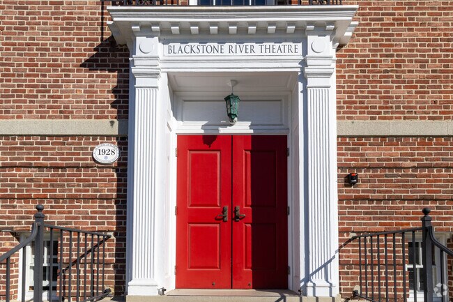 Experience live music and arts at Blackstone River Theatre near Berkeley, RI.