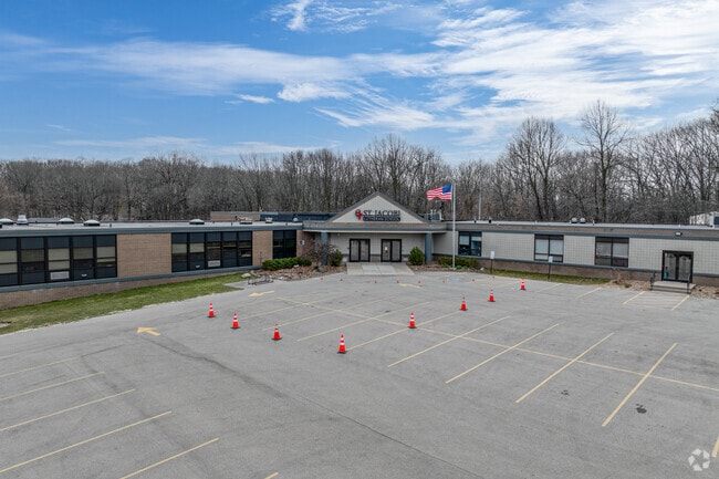 Greenfield students can attend St Jacobi Evangelical Lutheran School.