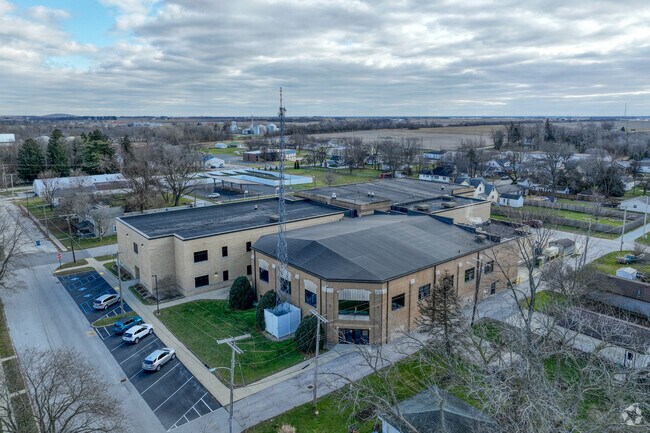 Morocco Elementary School has a B- rating on Niche.