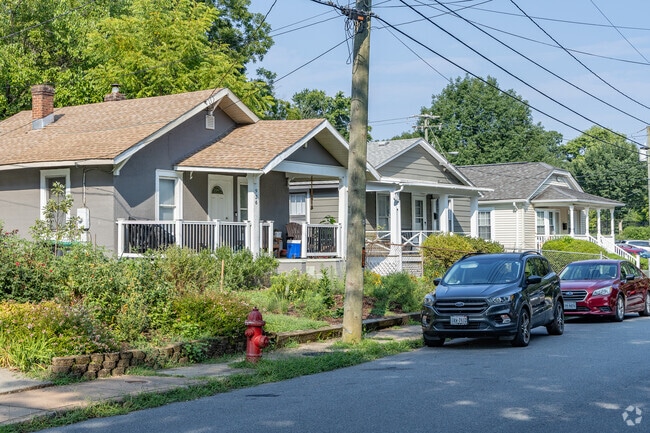 Bungalows and other small single family homes line the back streets of Rose Hill.