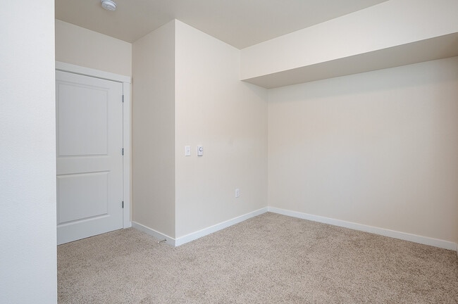 Creekside Meadows, Albany, OR 97322 - photo 2