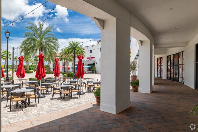 University Village near The Vines offers retail shops, beauty salons, and eateries.