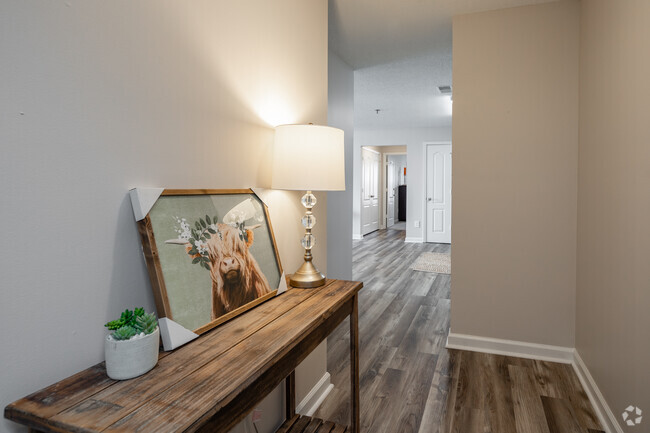 3BR, 3BA - 1,188SF - Entrance