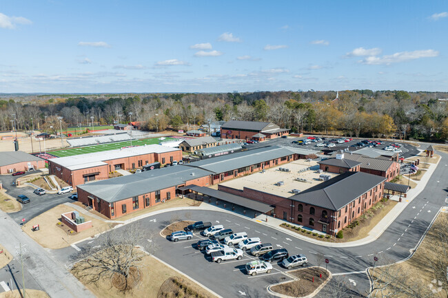 Bowdon High School ranks a 7 out of 10 on Great Schools.