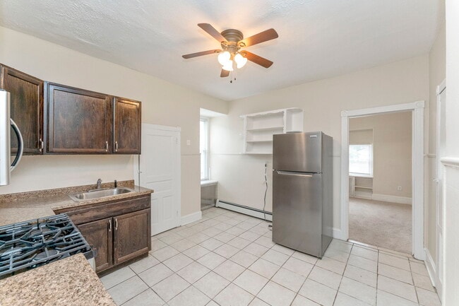 127 E Durham St unit 3, Philadelphia, PA 19119 - photo 6