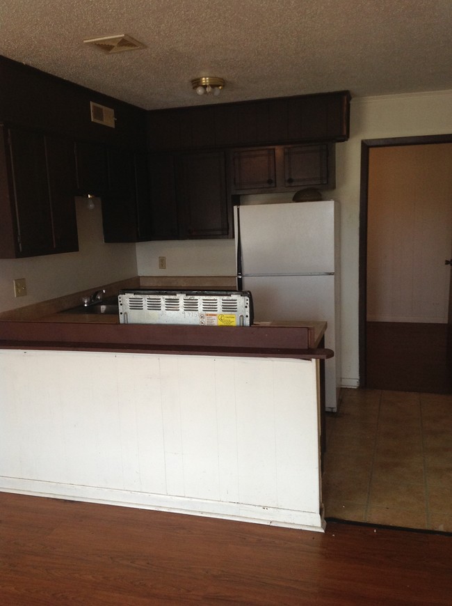400 E Roseclair St Unit 405 E Roseclair Apt # 1, Jonesboro, AR 72401
