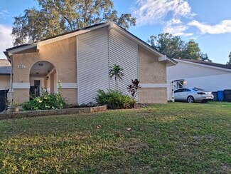 811 Granite Rd, Brandon, FL 33510