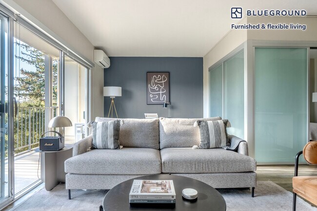 535 Everett Ave unit FL3-ID1496, Palo Alto, CA 94301 - photo 2