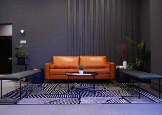 4233 Chestnut St, Philadelphia, PA 19104