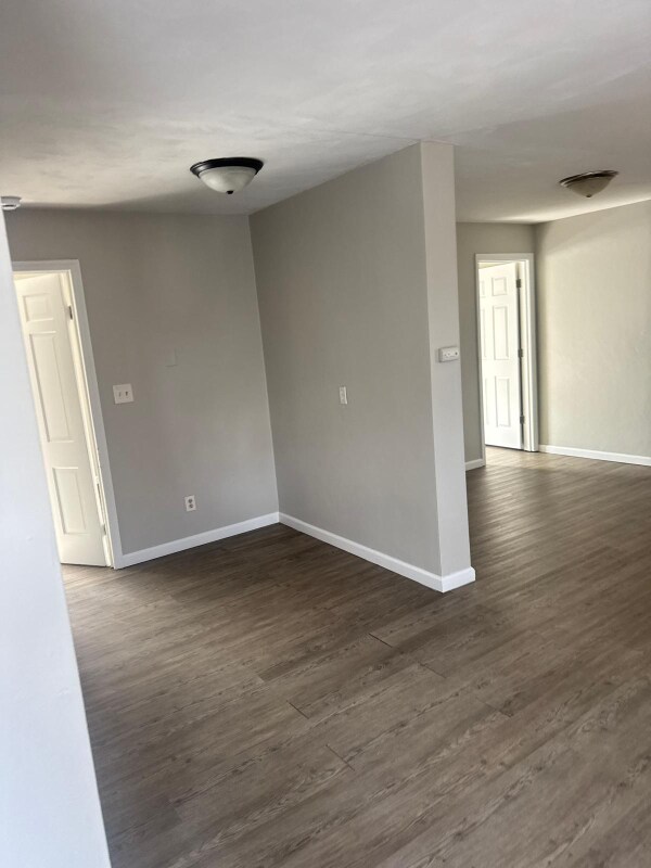 1334 Juniper Dr unit 13 - 3/1b, Rantoul, IL 61866 - photo 4