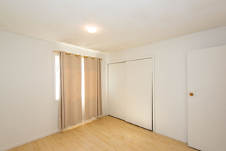 101-102 4th Unit 2, Grinnell, IA 50112