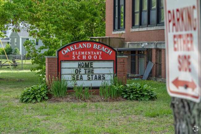 Locals love Oakland Beach Elementary for its suburban convenience and its competent staff.