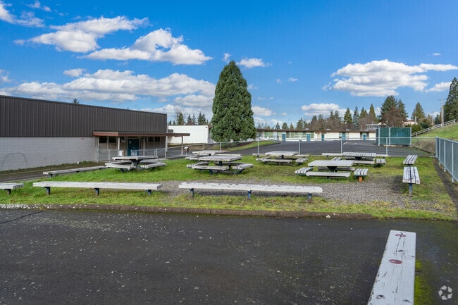 Charlemagne French Immersion Elementary School has outdoor seating for students in Eugene.
