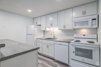 3008 Randolph Court Dr, Ann Arbor, MI 48108