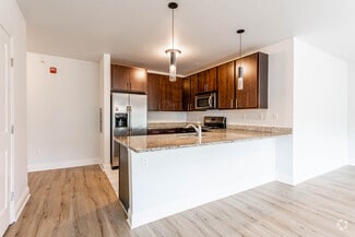 120 Halsted St, East Orange, NJ 07018