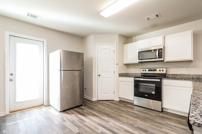 500 Wagon Trail, Duncan, SC 29334 - photo 5