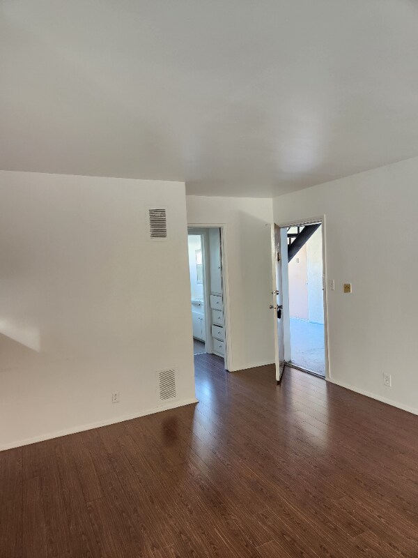 1538 N Detroit St, Los Angeles, CA 90046 - photo 1