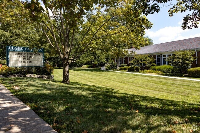 Clark Elementary School serves approximately 288 students and maintains a student-teacher ratio of 12:1