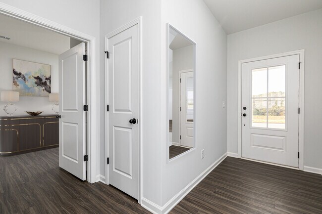 121 Chattahoochee Cir, Locust Grove, GA 30248 - photo 4