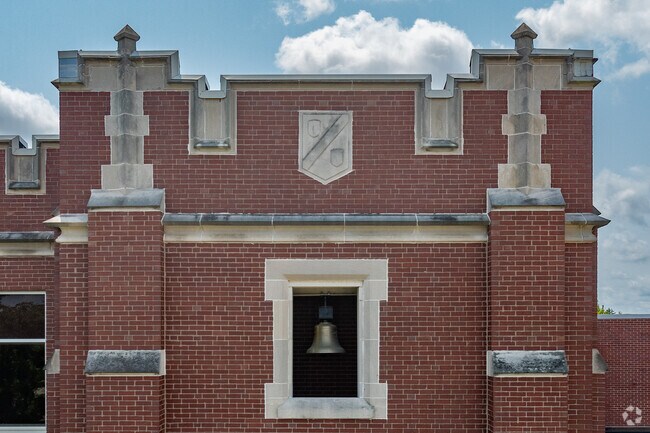 Central Middle School scored a B for teachers on niche.com.