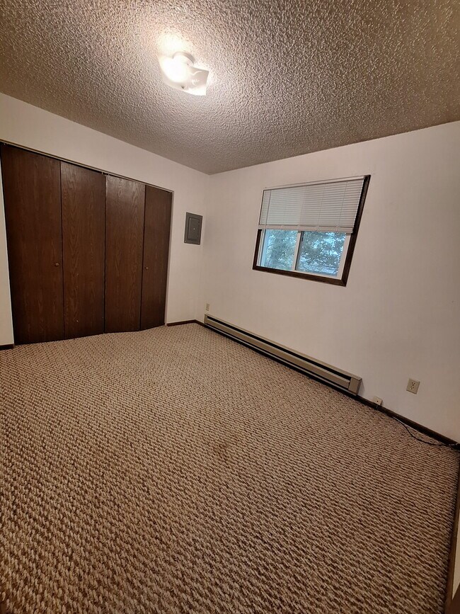 1460 Wilson Ave unit 1, Havre, MT 59501 - photo 5
