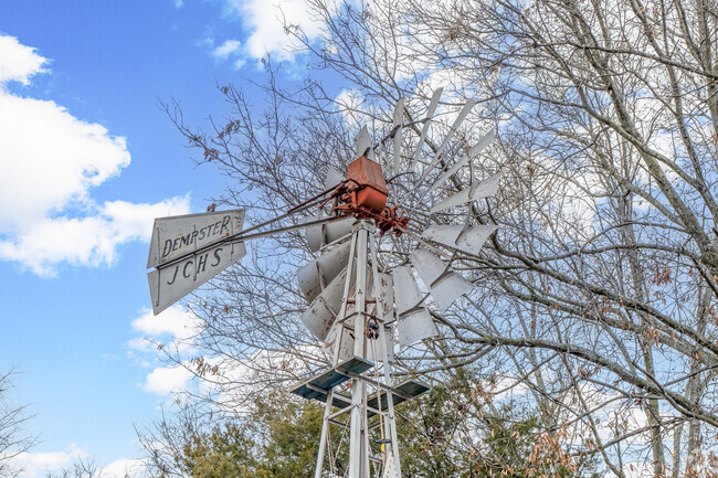 Jefferson Historical Village gives residents a chance to engage in Mount Vernon's history.