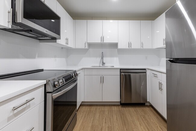 101 Tremont St unit 110, Boston, MA 02108 - photo 3