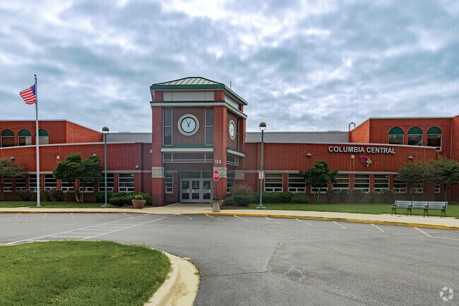Columbia Central School has a student-teacher ratio of 13 to 1 in West Steger.