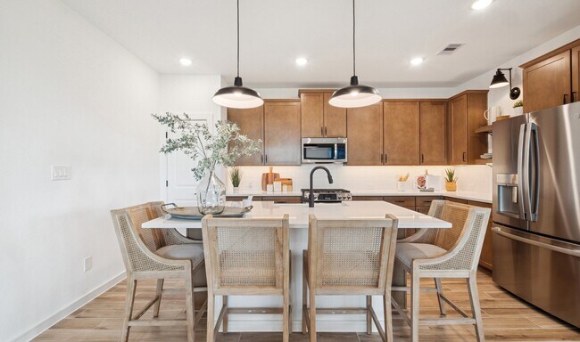 102 Monarch Trail unit 36468810, Huntsville, TX 77340 - photo 4