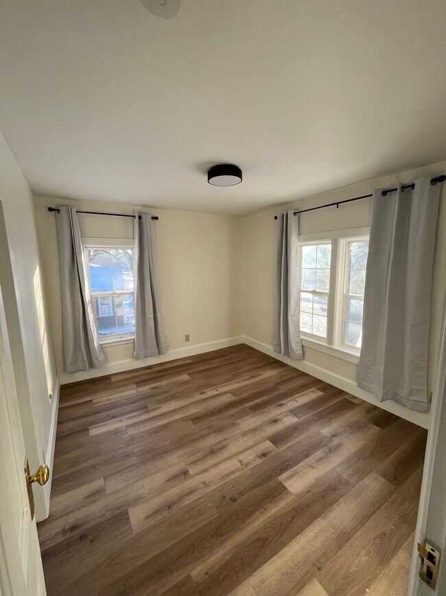 1625 Walnut St unit 3, Hastings, MN 55033 - photo 5