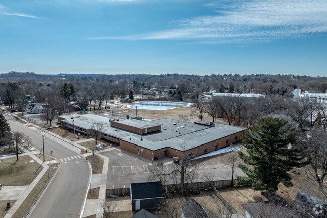 Roosevelt Elementary School serves grades K-5.