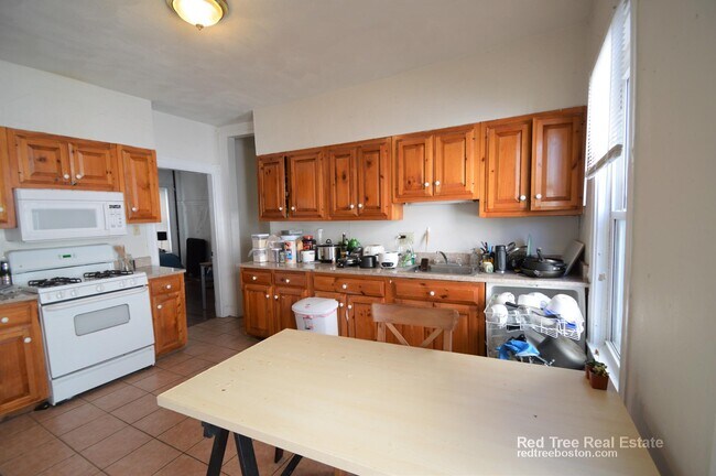 31 Brainerd Rd unit 40-4, Allston, MA 02134 - photo 2