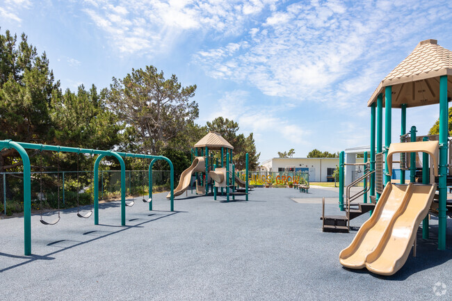 Meadows Avenue Elementary School in Manhattan Beach, CA has multiple playgrounds.