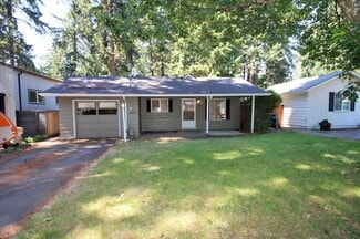 16711 SW Lake Forest Blvd, Lake Oswego, OR 97035