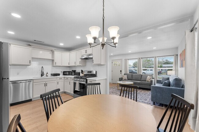 4222 Sherwood Dr unit ID1268435P, Corpus Christi, TX 78411 - photo 3