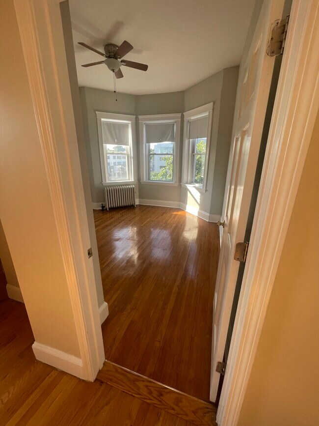 1185 Commonwealth Ave unit 20, Allston, MA 02134 - photo 4