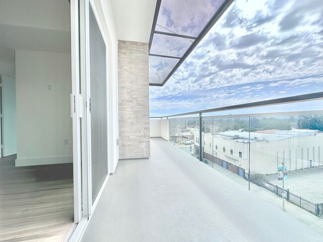 838 S La Brea Ave, Los Angeles, CA 90036 - photo 5