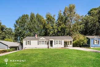 2761 Oldknow Dr NW, Atlanta, GA 30318