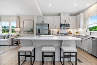 1406 Chateau Place, Avon, OH 44011