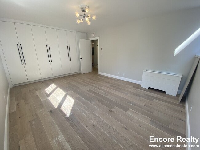 50 Park St unit 12, Brookline, MA 02446 - photo 6