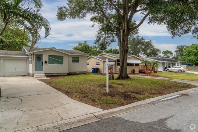 Homes in Lake Euclid come in many shapes and styles.