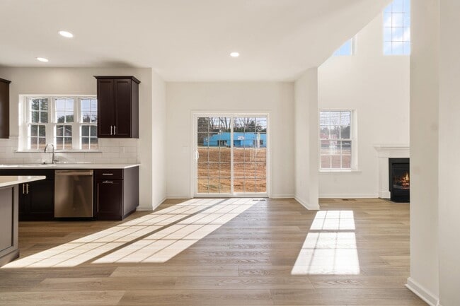 4450 Maple St unit 36093069, Schnecksville, PA 18078 - photo 6