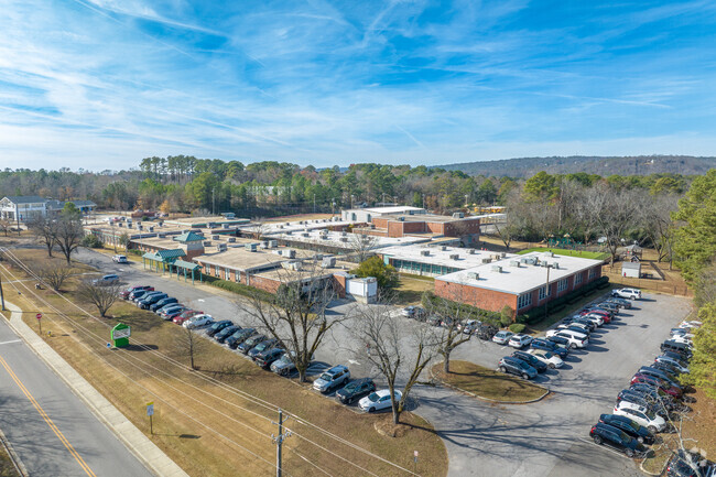 Green Valley Elementary School teaches the future leaders of Hoover.