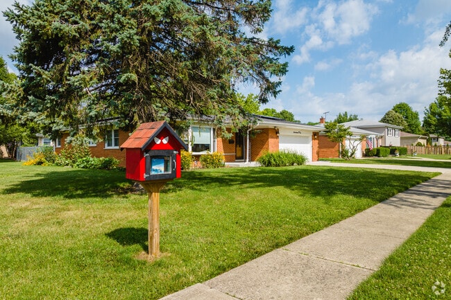 Exchange books at one of the many little libraries in Colonial Heights.