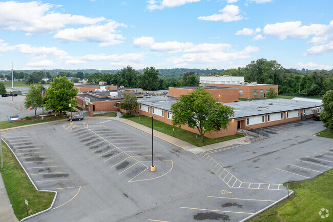Becky David Elementary School serves students in grades PK-5.