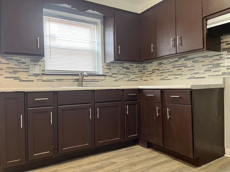 3601 W 79th St unit G, Chicago, IL 60652 - photo 1