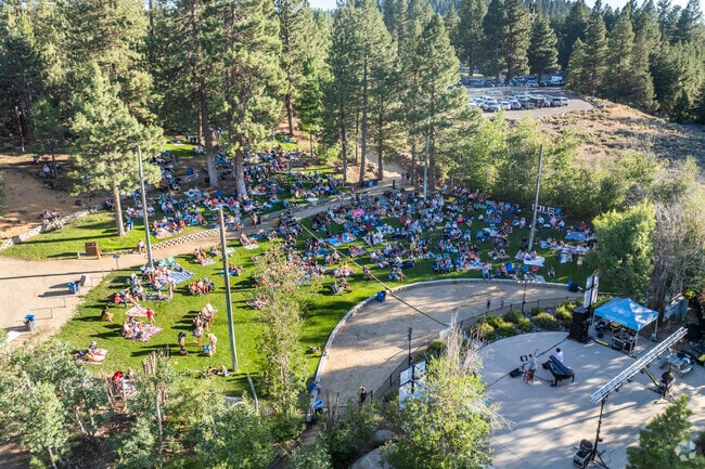 Every Wednesday Donner Lake residents can attend the free music at Truckee River Regional Park.