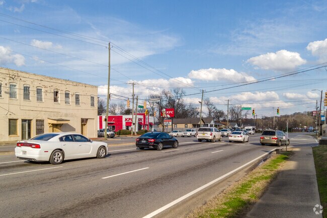 A busy intersection sits in the middle of the historic Tuxedo neighborhood.